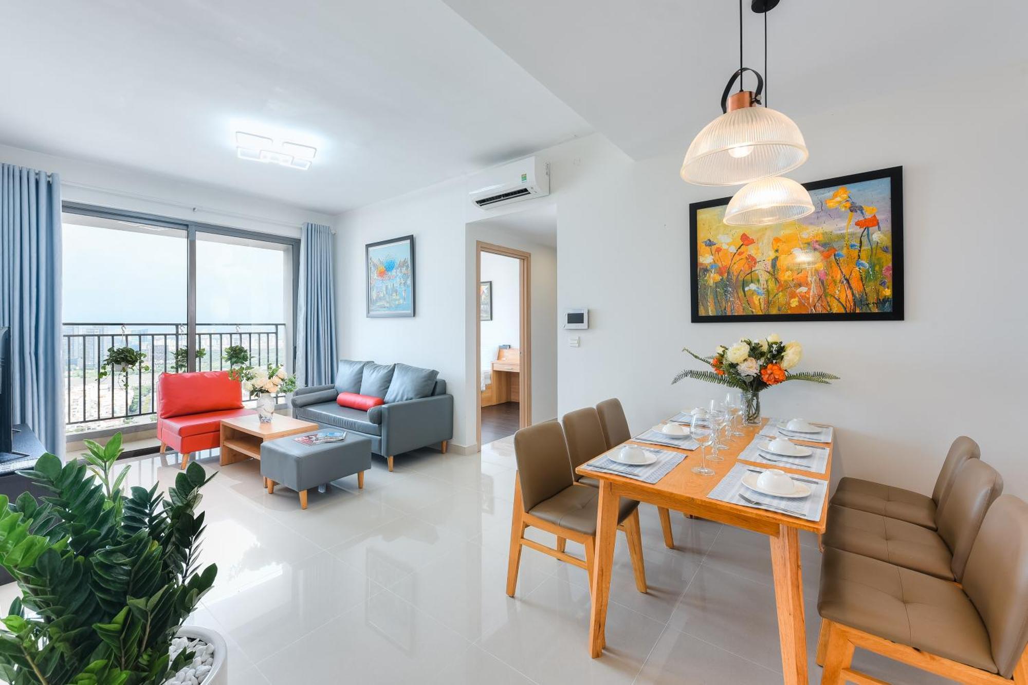 Rivergate Luxury