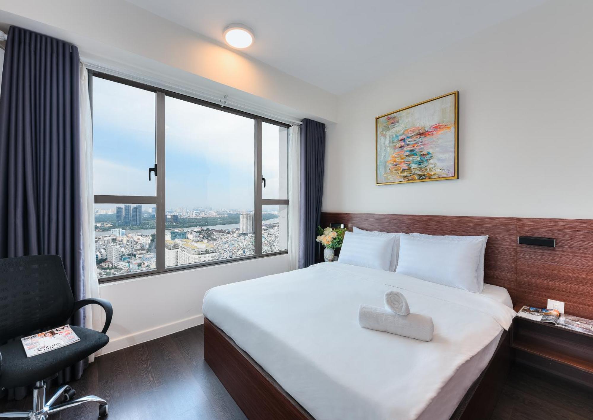 Rivergate Luxury *